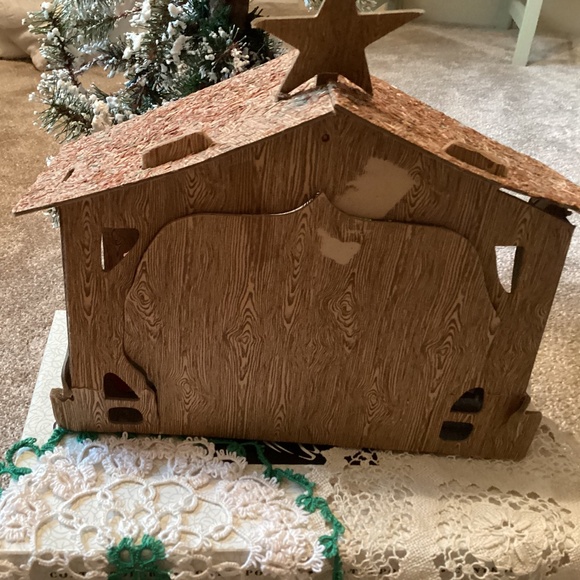 Antique/vintage cardboard fold-up nativity stable, attached blow mold characters - Picture 6 of 7